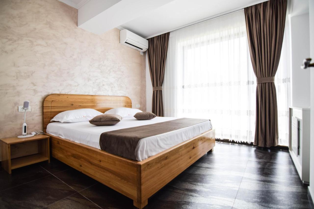 Apart Hotel Victor Mamaia Exterior foto